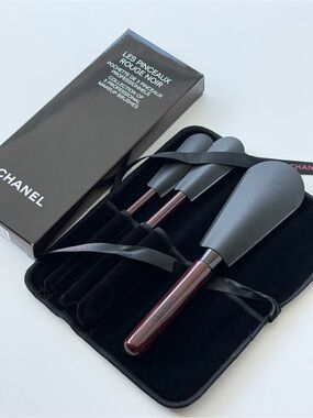 CHANEL Rouge Noir Makeup Brush Trio w/ Velvet Case Limited Edition BNIB
